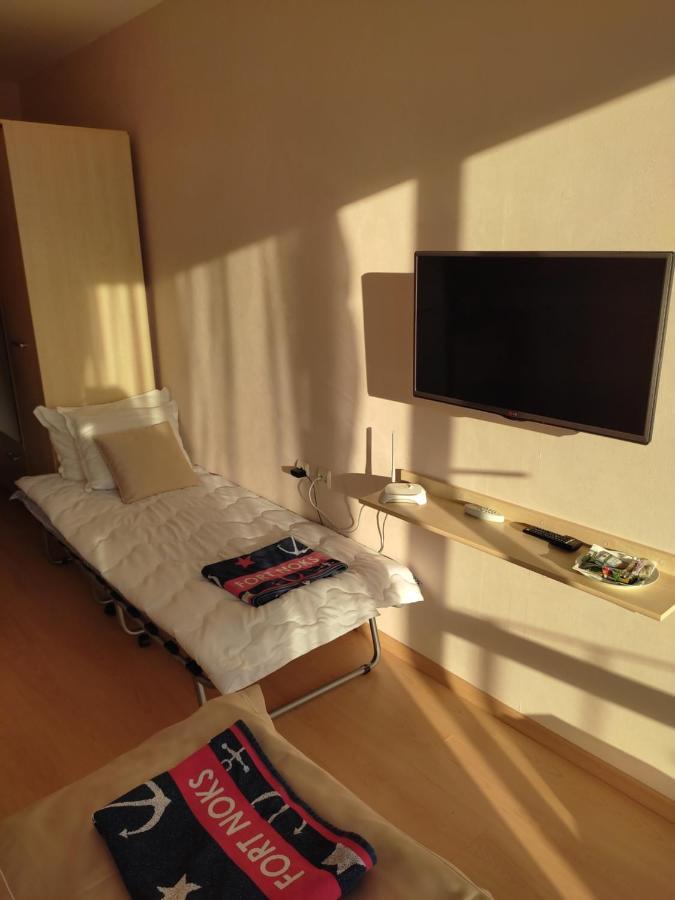 Prestige Fort Beach Private Apartment-Studio 46 Sveti Vlas Esterno foto