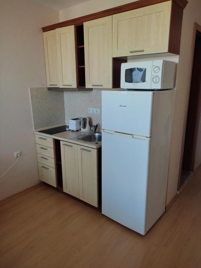 Prestige Fort Beach Private Apartment-Studio 46 Sveti Vlas Esterno foto